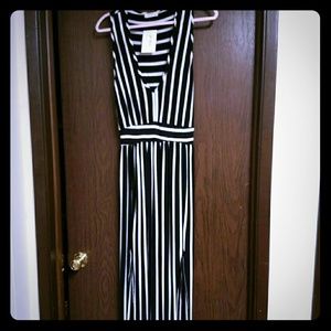 Summer Black and White Striped Dress